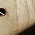 Leash-Plug aus Mahagoni-Holz