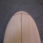 Nose-Block aus Paulownia mit Mahagonistreifen